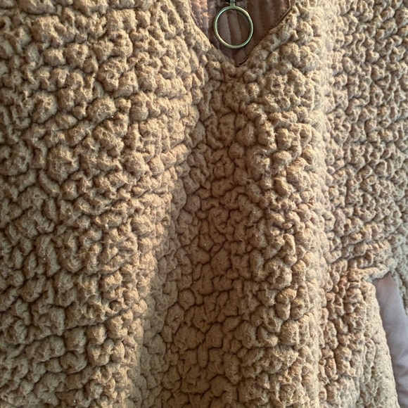 Abercrombie & Fitch mauve Sherpa jacket small - Picture 3 of 6